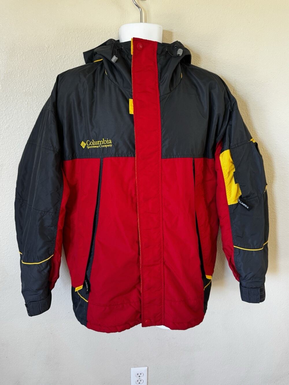 Columbia Men's Vintage 90s Jacket Red/Black/yellow L Lined